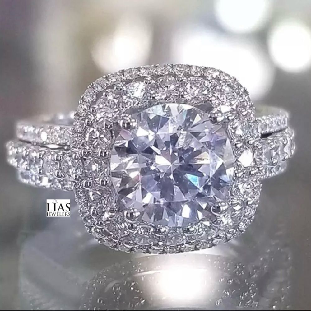 New 10k white gold wedding ring set